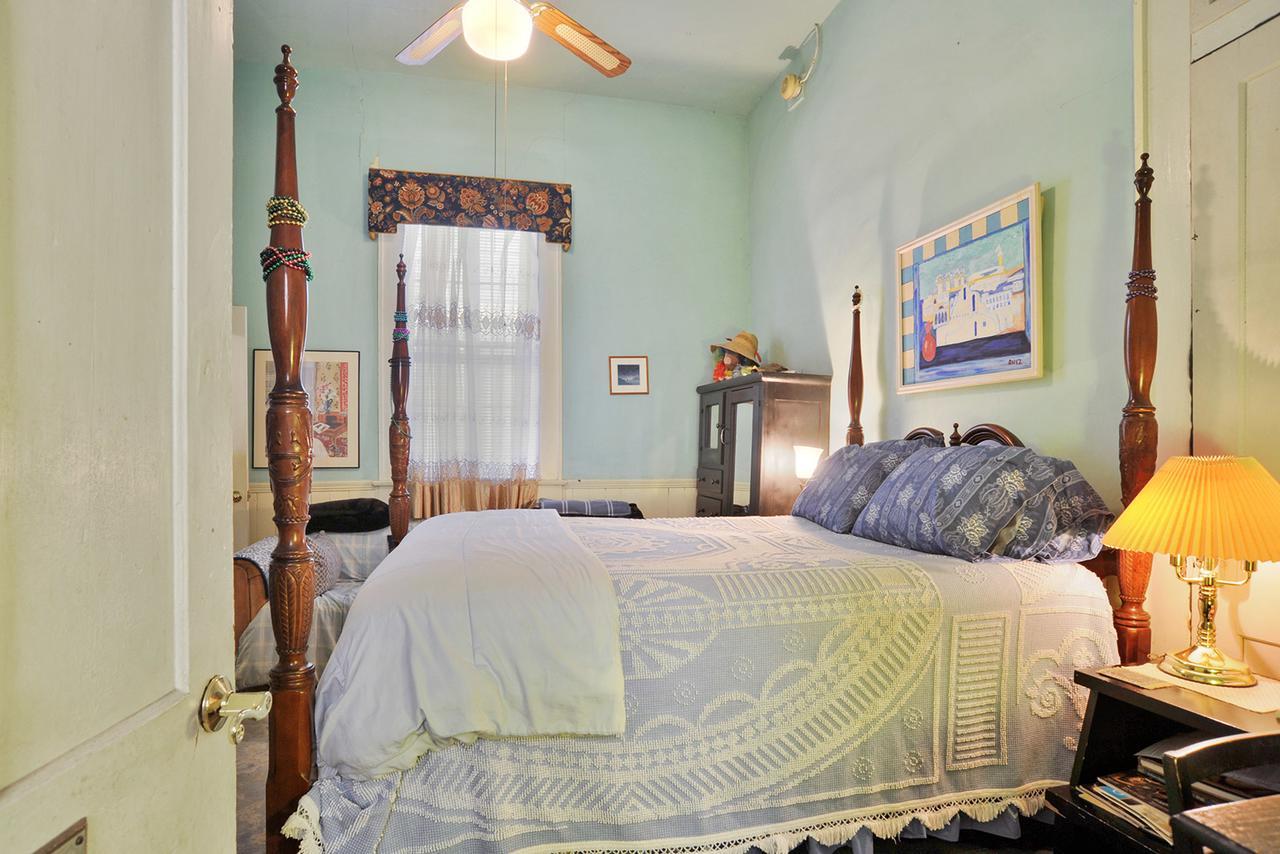 La Dauphine Bed And Breakfast New Orleans Bagian luar foto