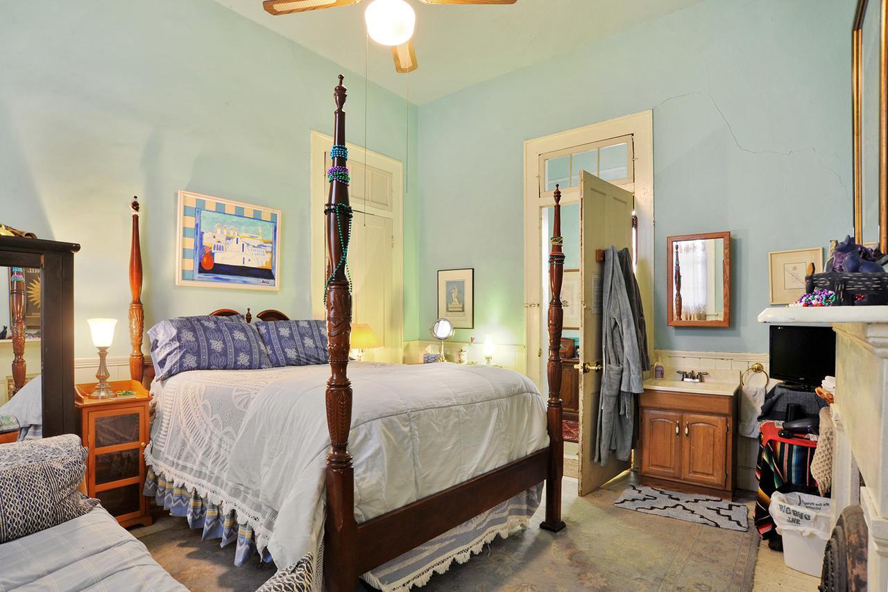 La Dauphine Bed And Breakfast New Orleans Bagian luar foto